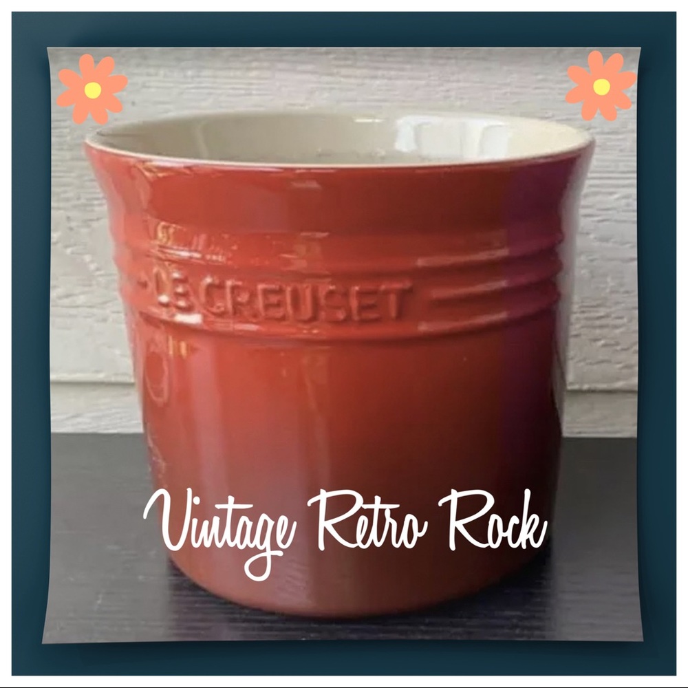🔥SOLD🔥Le Creuset Cerise Utensil Holder Red - Picture 1 of 4